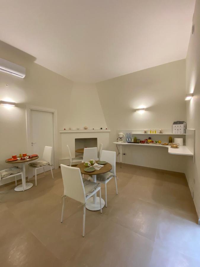 Paleat-Manduria Exterior foto